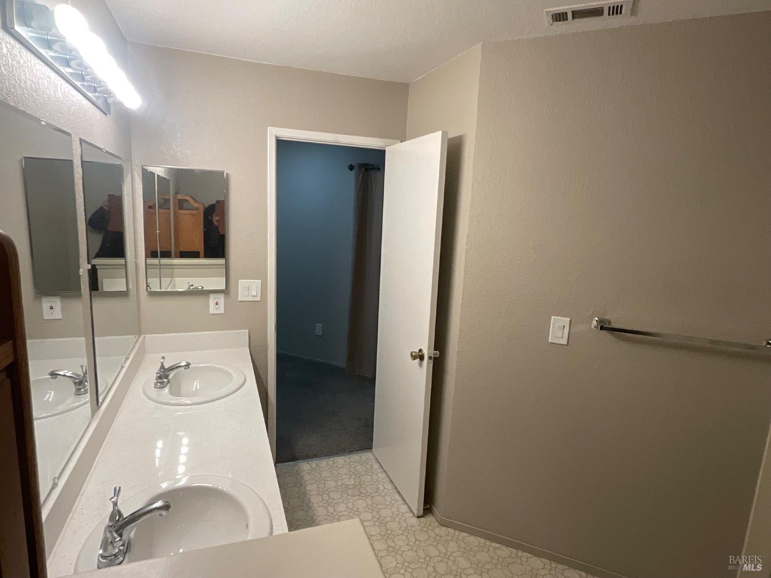 Detail Gallery Image 10 of 14 For 1454 Monitor Ave, Suisun City,  CA 94585 - 3 Beds | 2 Baths