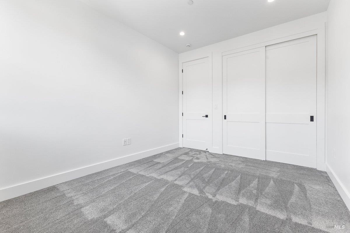 Detail Gallery Image 32 of 49 For 3727 Paxton Pl, Santa Rosa,  CA 95404 - 4 Beds | 3/1 Baths