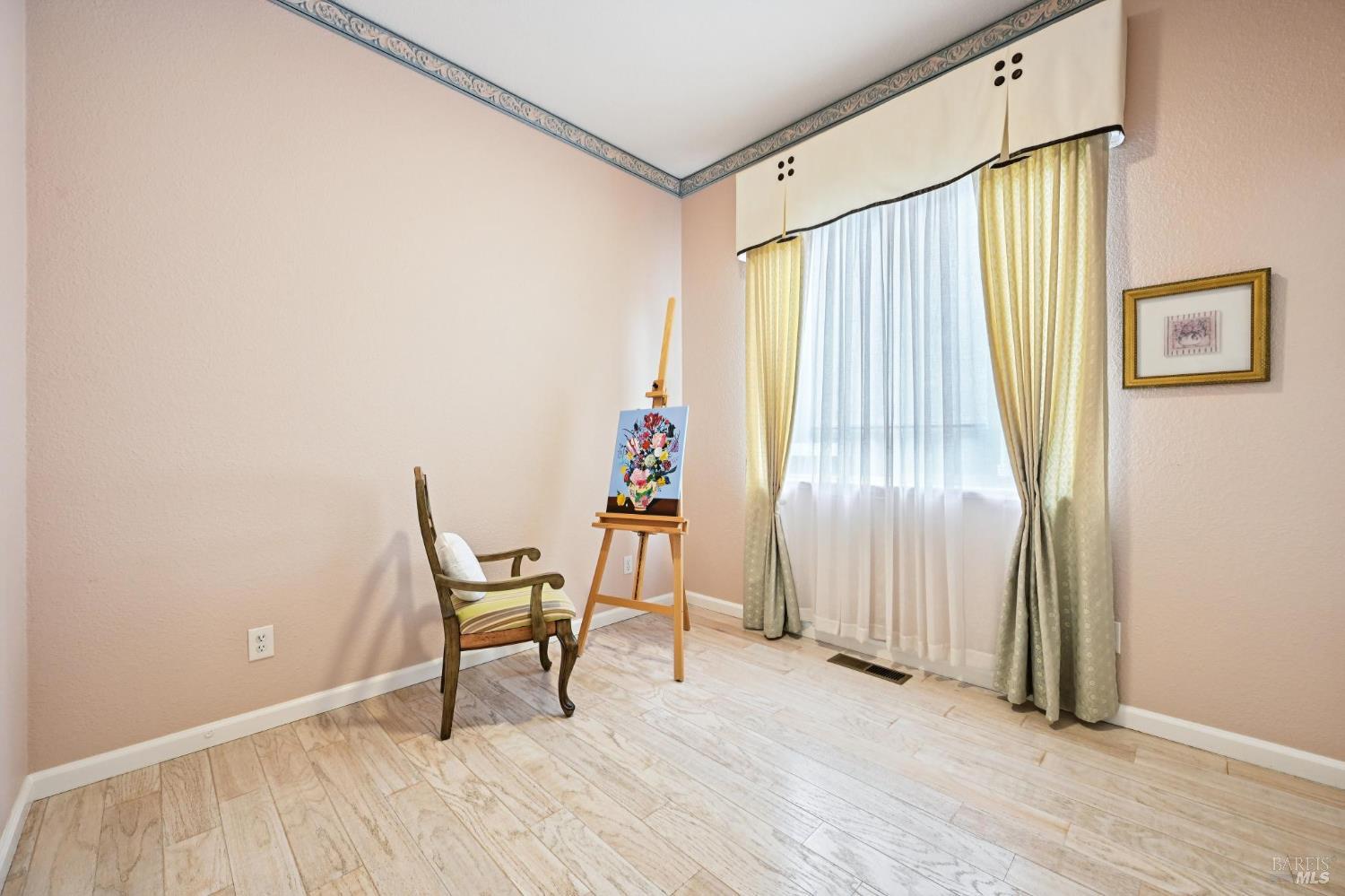 Detail Gallery Image 32 of 38 For 5509 Rainbow Cir, Santa Rosa,  CA 95409 - 3 Beds | 2 Baths