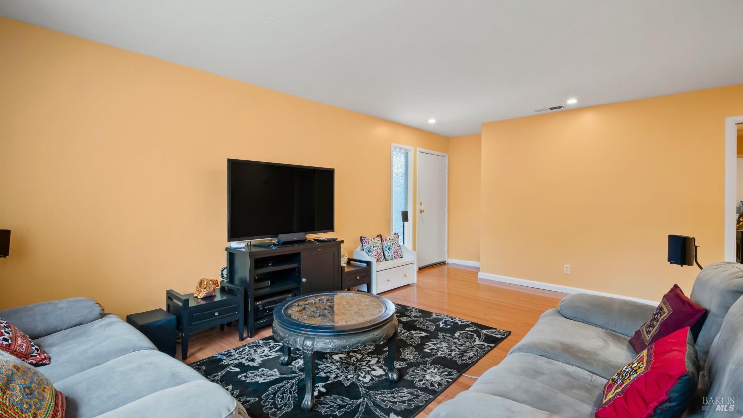 Detail Gallery Image 11 of 41 For 7 Portola Ct, Santa Rosa,  CA 95409 - – Beds | – Baths