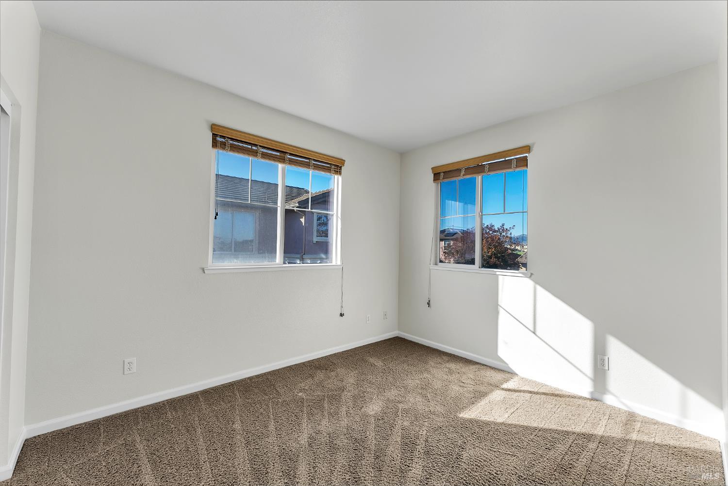 Detail Gallery Image 23 of 28 For 1571 Tommy Ln, Fairfield,  CA 94533 - 4 Beds | 2/1 Baths