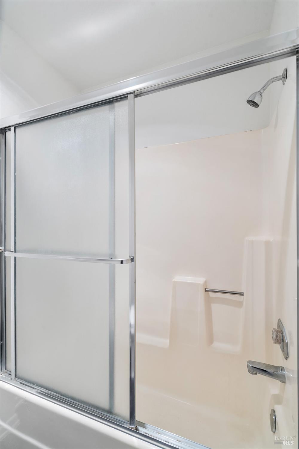 Detail Gallery Image 32 of 40 For 705 Hermes Unkn #5,  Hercules,  CA 94547 - 3 Beds | 2/1 Baths