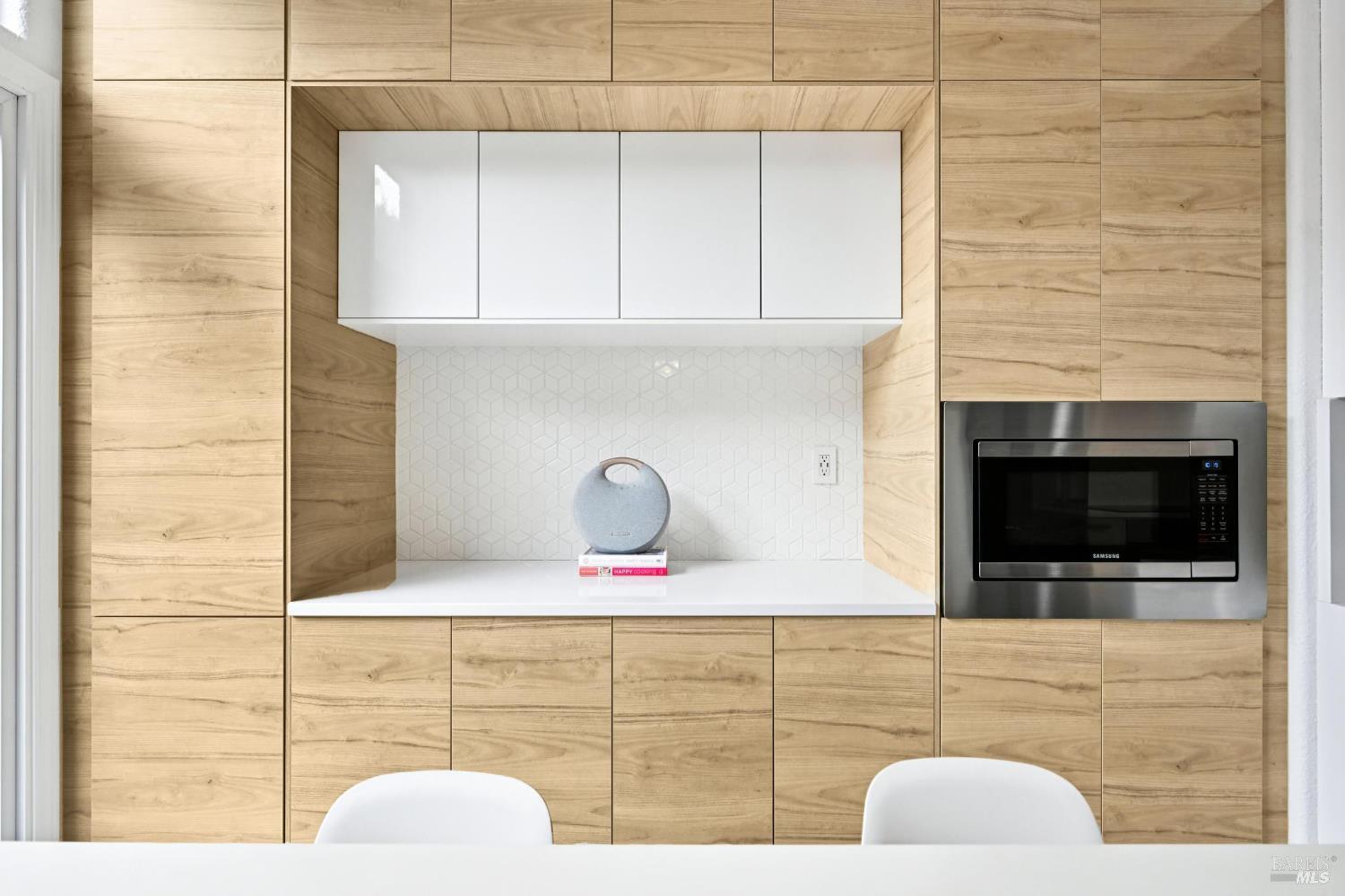 Detail Gallery Image 18 of 38 For 5509 Rainbow Cir, Santa Rosa,  CA 95409 - 3 Beds | 2 Baths