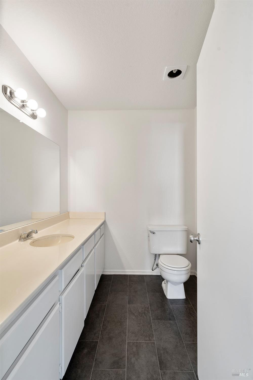 Detail Gallery Image 21 of 40 For 705 Hermes Unkn #5,  Hercules,  CA 94547 - 3 Beds | 2/1 Baths