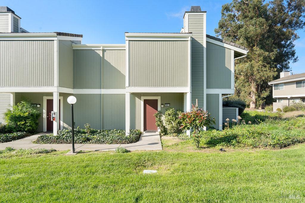 Detail Gallery Image 2 of 40 For 705 Hermes Unkn #5,  Hercules,  CA 94547 - 3 Beds | 2/1 Baths