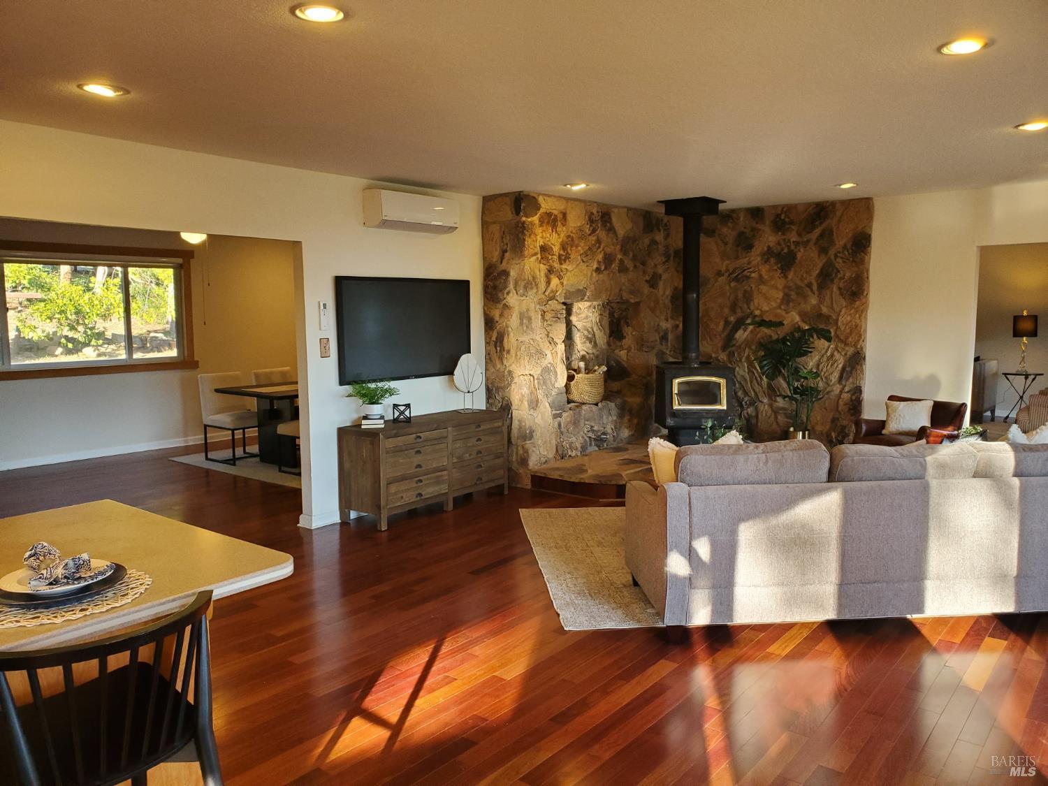 Detail Gallery Image 30 of 92 For 3778 Burke Pl, Sonoma,  CA 95476 - 4 Beds | 2/1 Baths