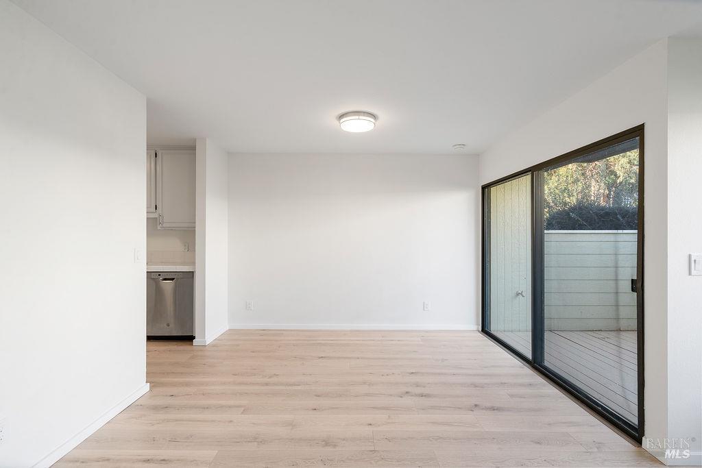 Detail Gallery Image 9 of 40 For 705 Hermes Unkn #5,  Hercules,  CA 94547 - 3 Beds | 2/1 Baths