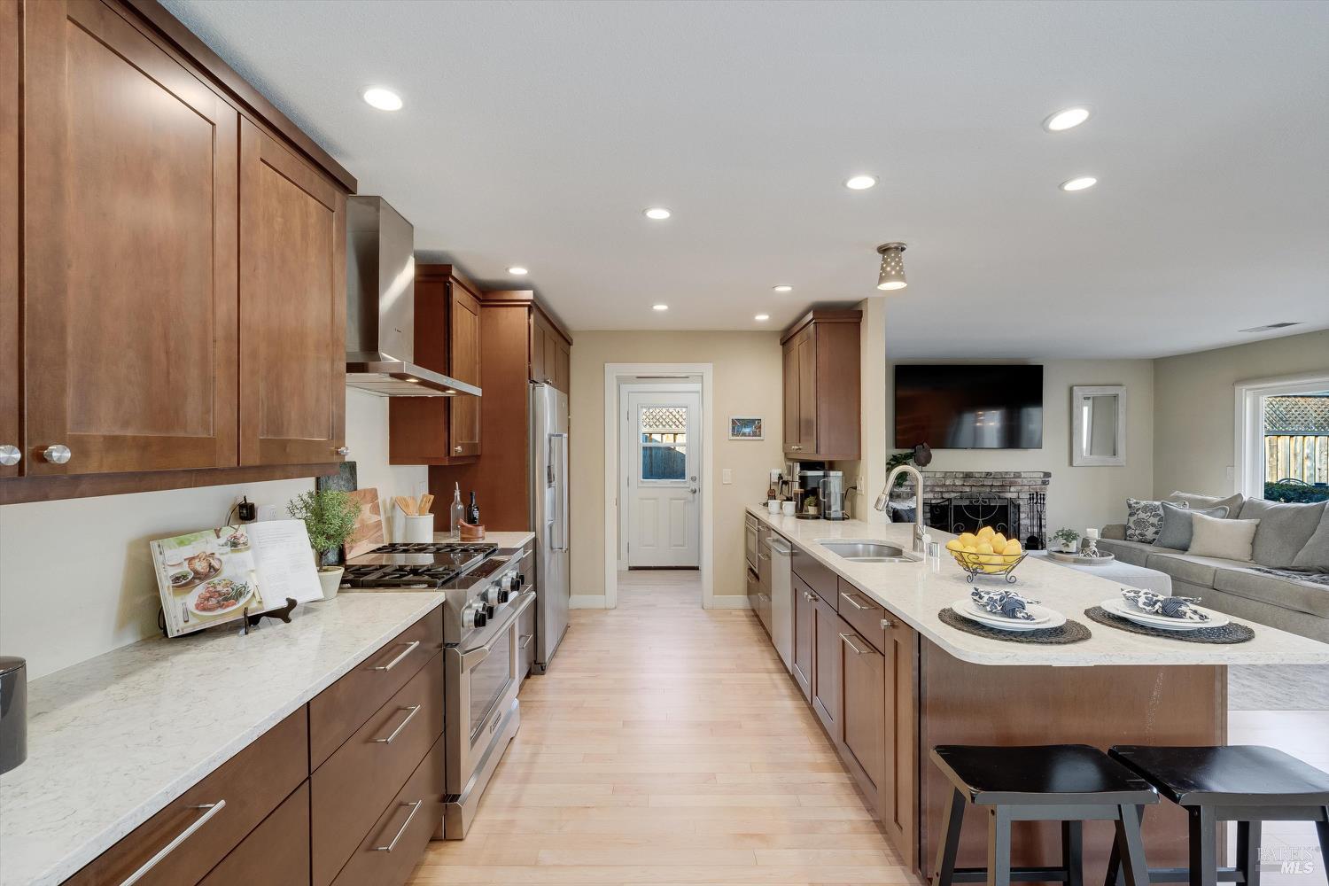 Detail Gallery Image 24 of 73 For 790 La Salle Way, Napa,  CA 94559 - 3 Beds | 2 Baths