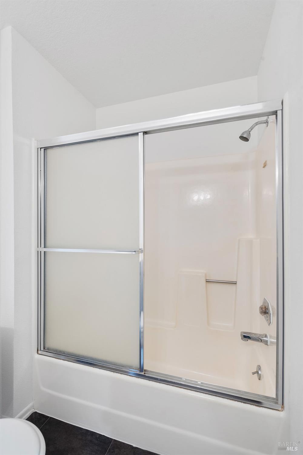 Detail Gallery Image 22 of 40 For 705 Hermes Unkn #5,  Hercules,  CA 94547 - 3 Beds | 2/1 Baths