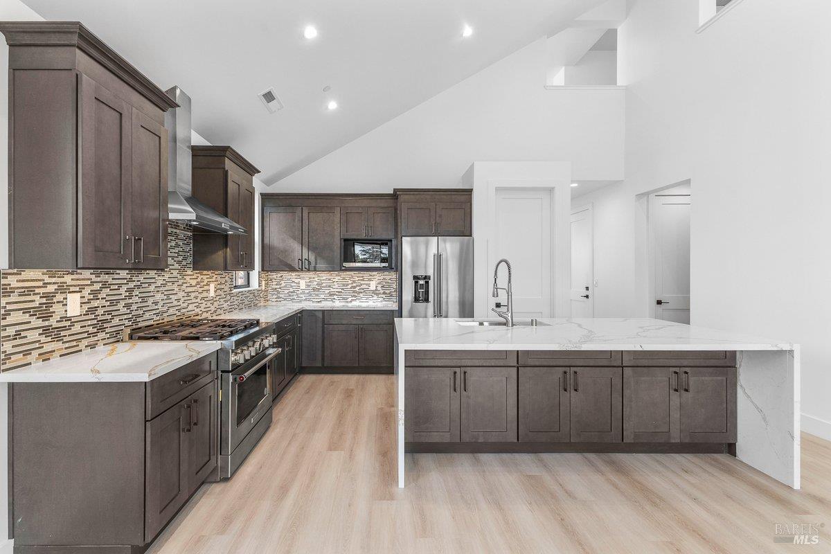 Detail Gallery Image 14 of 49 For 3727 Paxton Pl, Santa Rosa,  CA 95404 - 4 Beds | 3/1 Baths