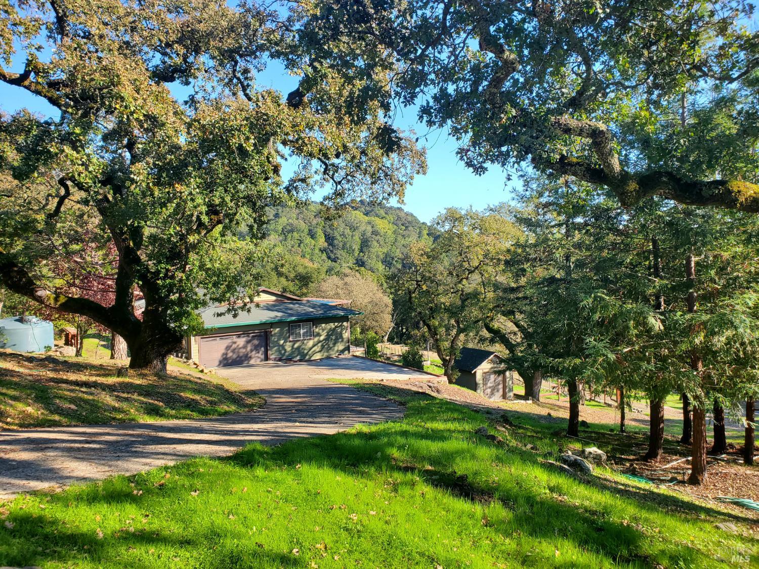 Detail Gallery Image 5 of 92 For 3778 Burke Pl, Sonoma,  CA 95476 - 4 Beds | 2/1 Baths