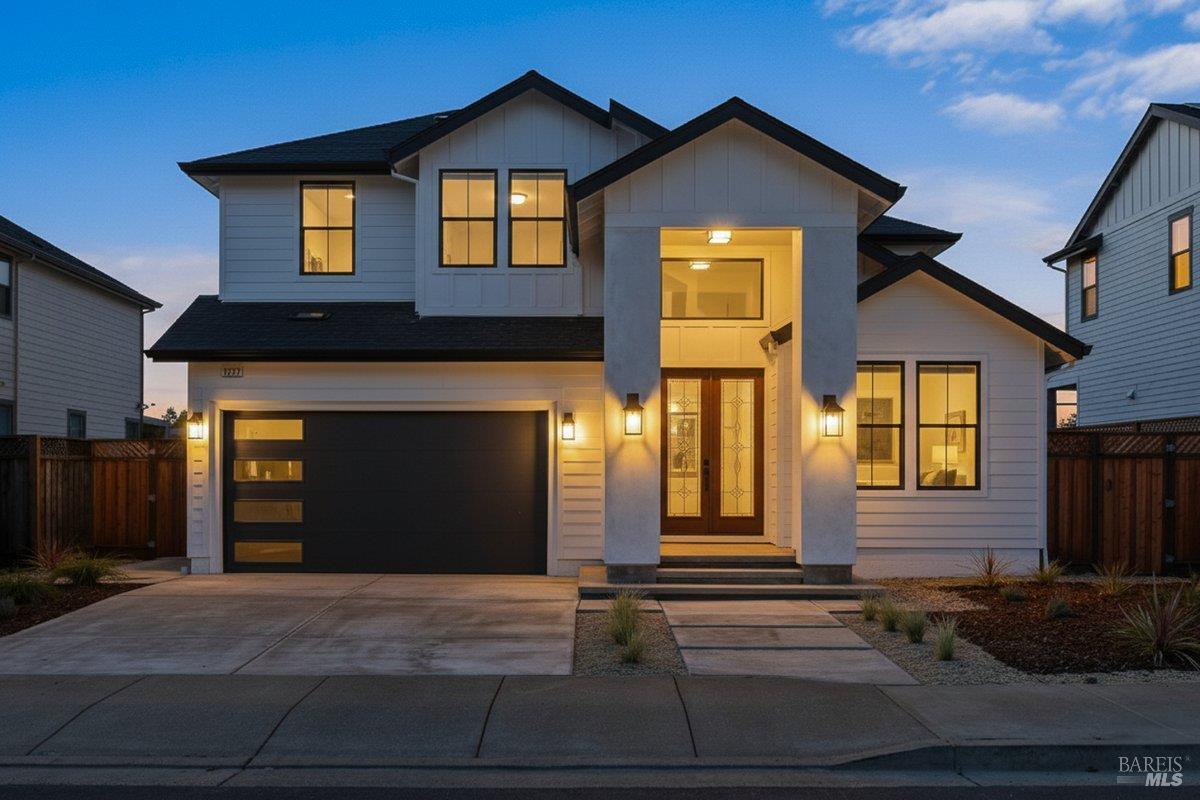 Detail Gallery Image 2 of 49 For 3727 Paxton Pl, Santa Rosa,  CA 95404 - 4 Beds | 3/1 Baths