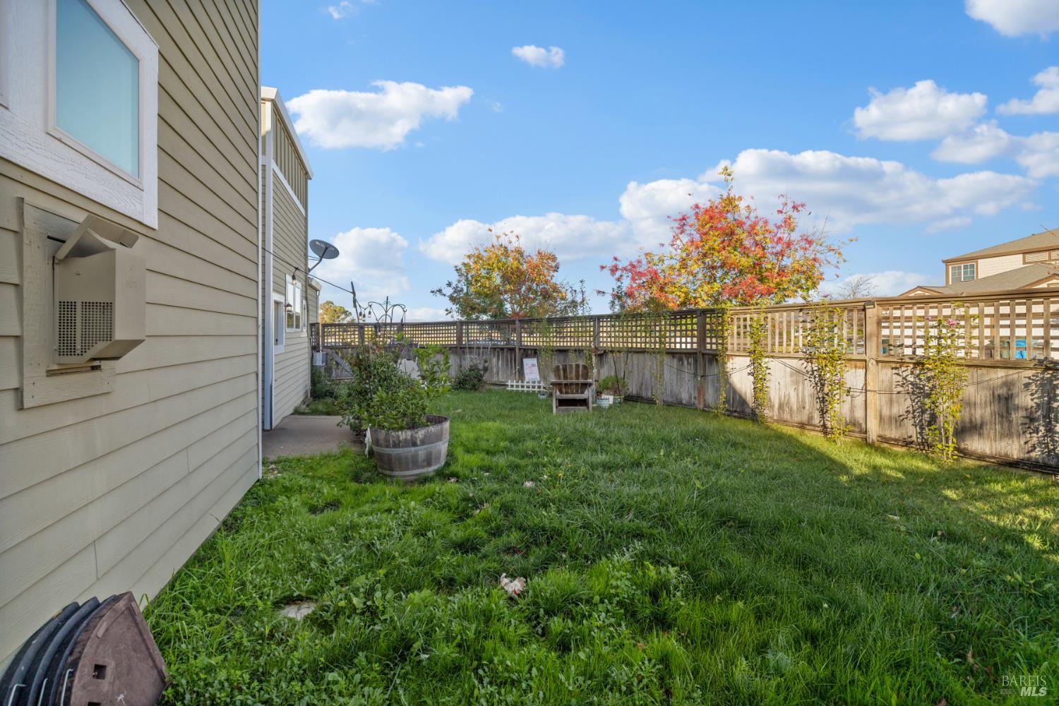 Detail Gallery Image 19 of 27 For 2409 Van Patter Dr, Santa Rosa,  CA 95403 - 3 Beds | 2/1 Baths