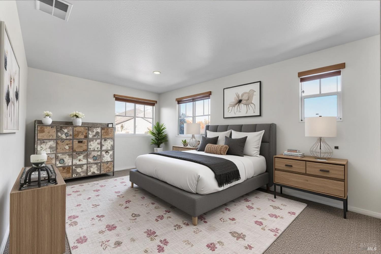 Detail Gallery Image 14 of 28 For 1571 Tommy Ln, Fairfield,  CA 94533 - 4 Beds | 2/1 Baths