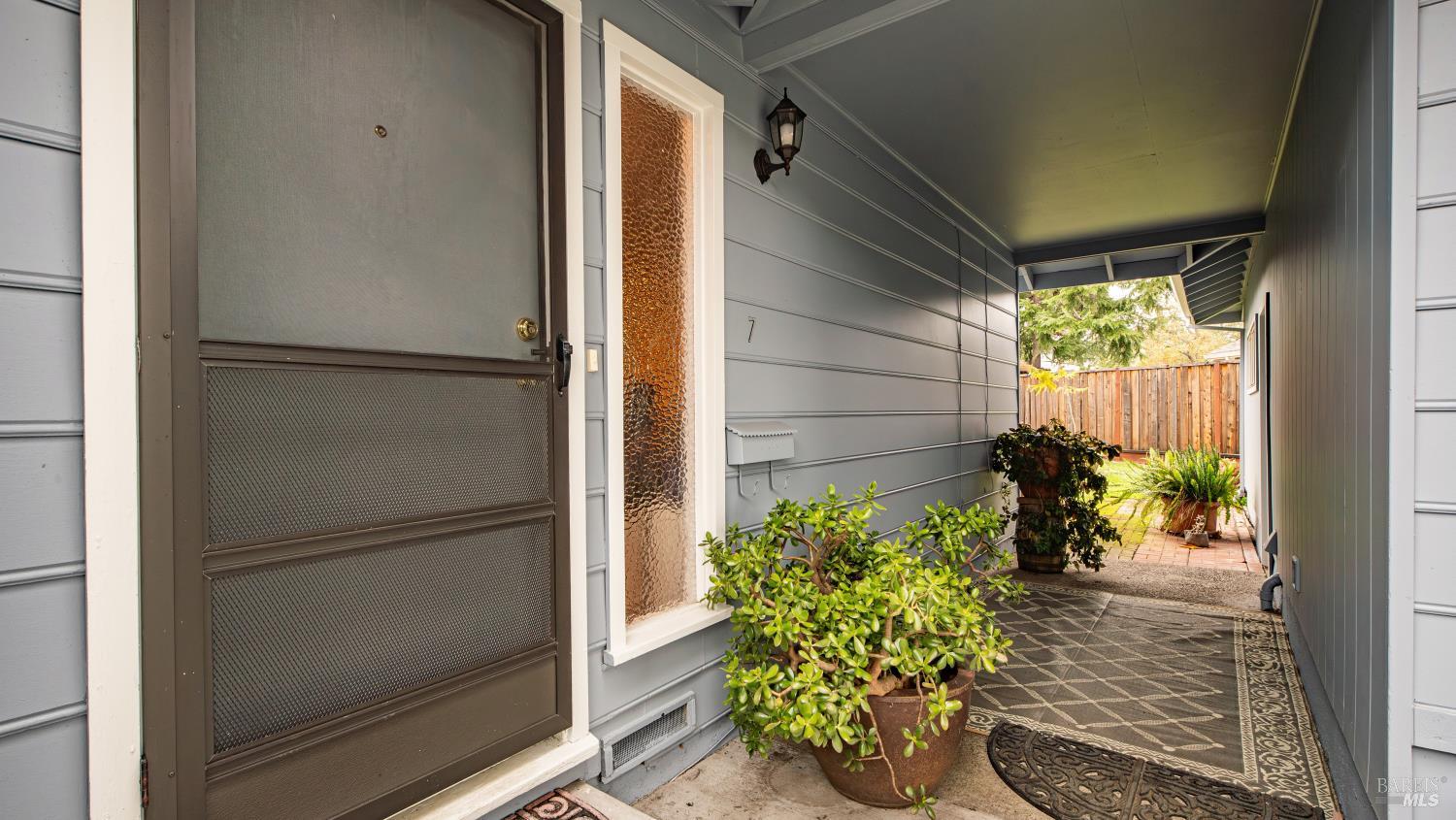 Detail Gallery Image 8 of 41 For 7 Portola Ct, Santa Rosa,  CA 95409 - – Beds | – Baths