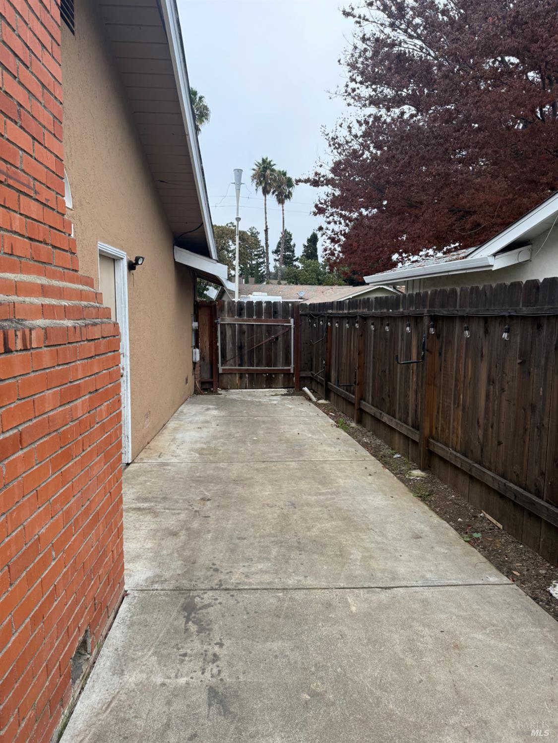 Detail Gallery Image 14 of 17 For 1858 Barbour Dr, Fairfield,  CA 94534 - 3 Beds | 2 Baths