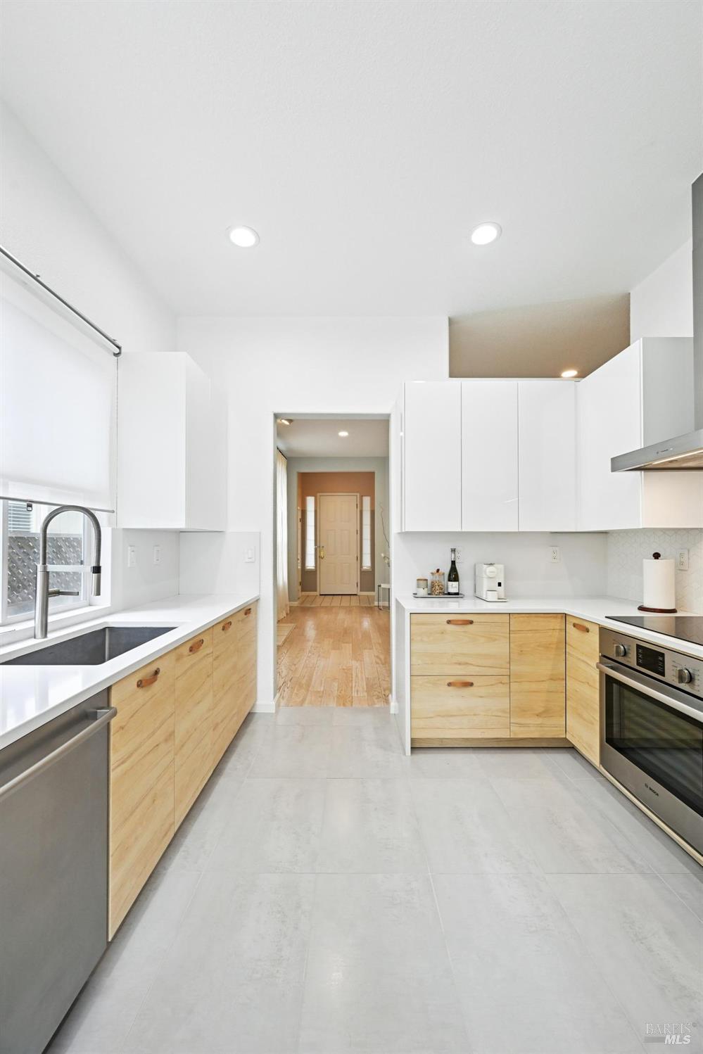 Detail Gallery Image 22 of 38 For 5509 Rainbow Cir, Santa Rosa,  CA 95409 - 3 Beds | 2 Baths