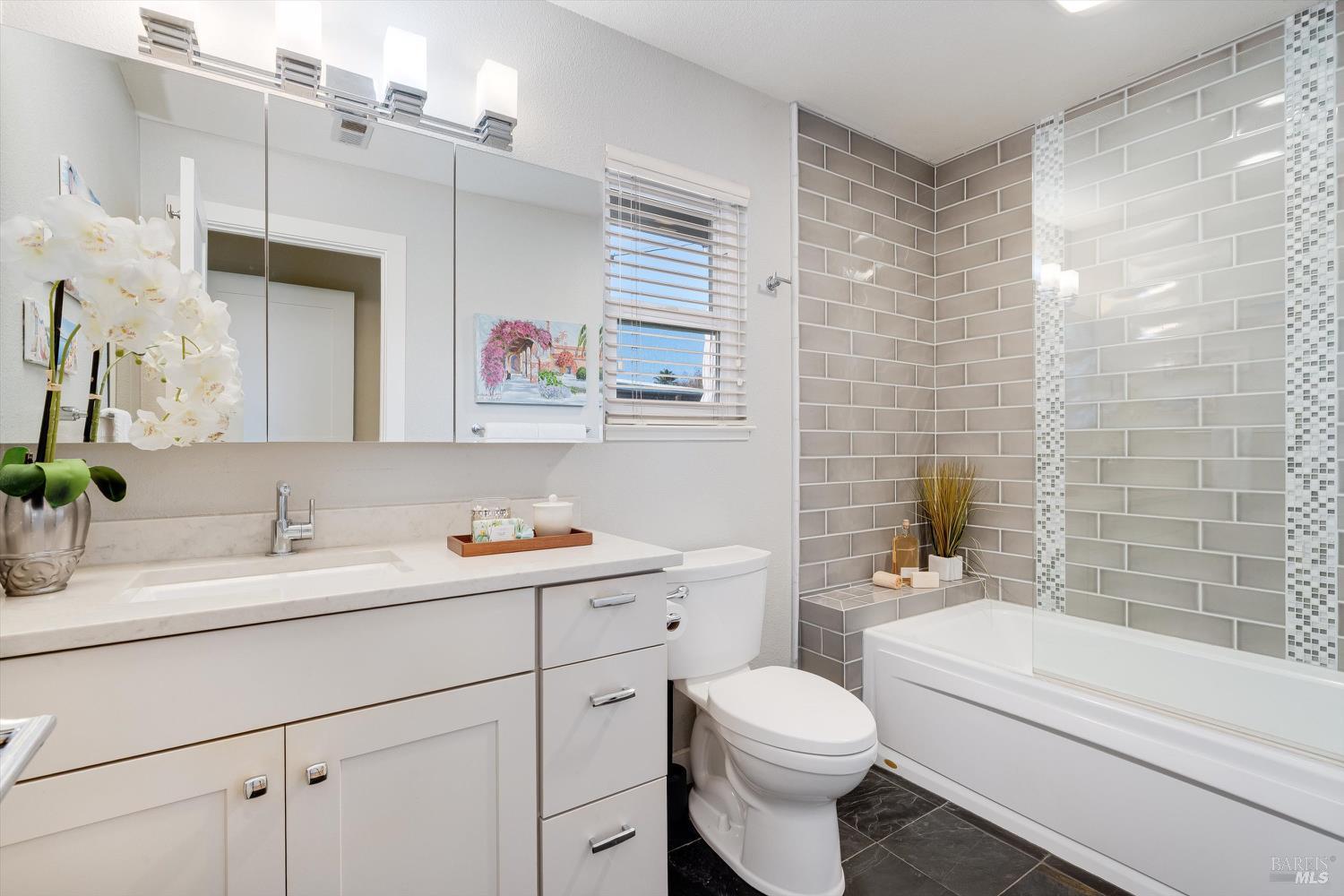 Detail Gallery Image 41 of 73 For 790 La Salle Way, Napa,  CA 94559 - 3 Beds | 2 Baths