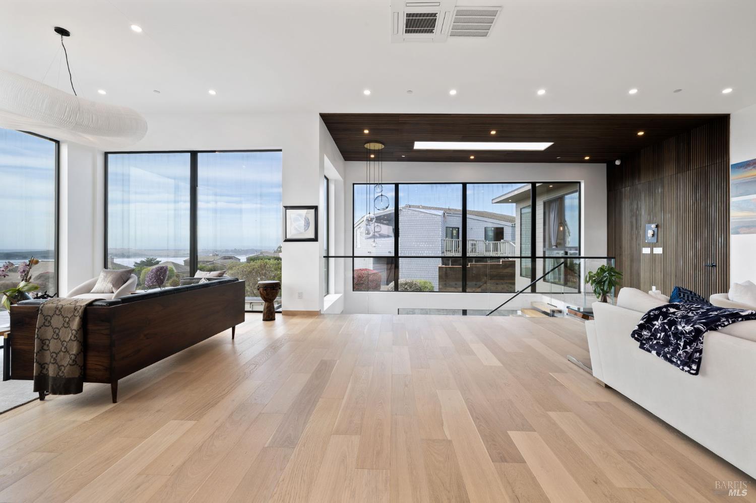 Detail Gallery Image 21 of 95 For 1536 Sea Way, Bodega Bay,  CA 94923 - 4 Beds | 4/1 Baths