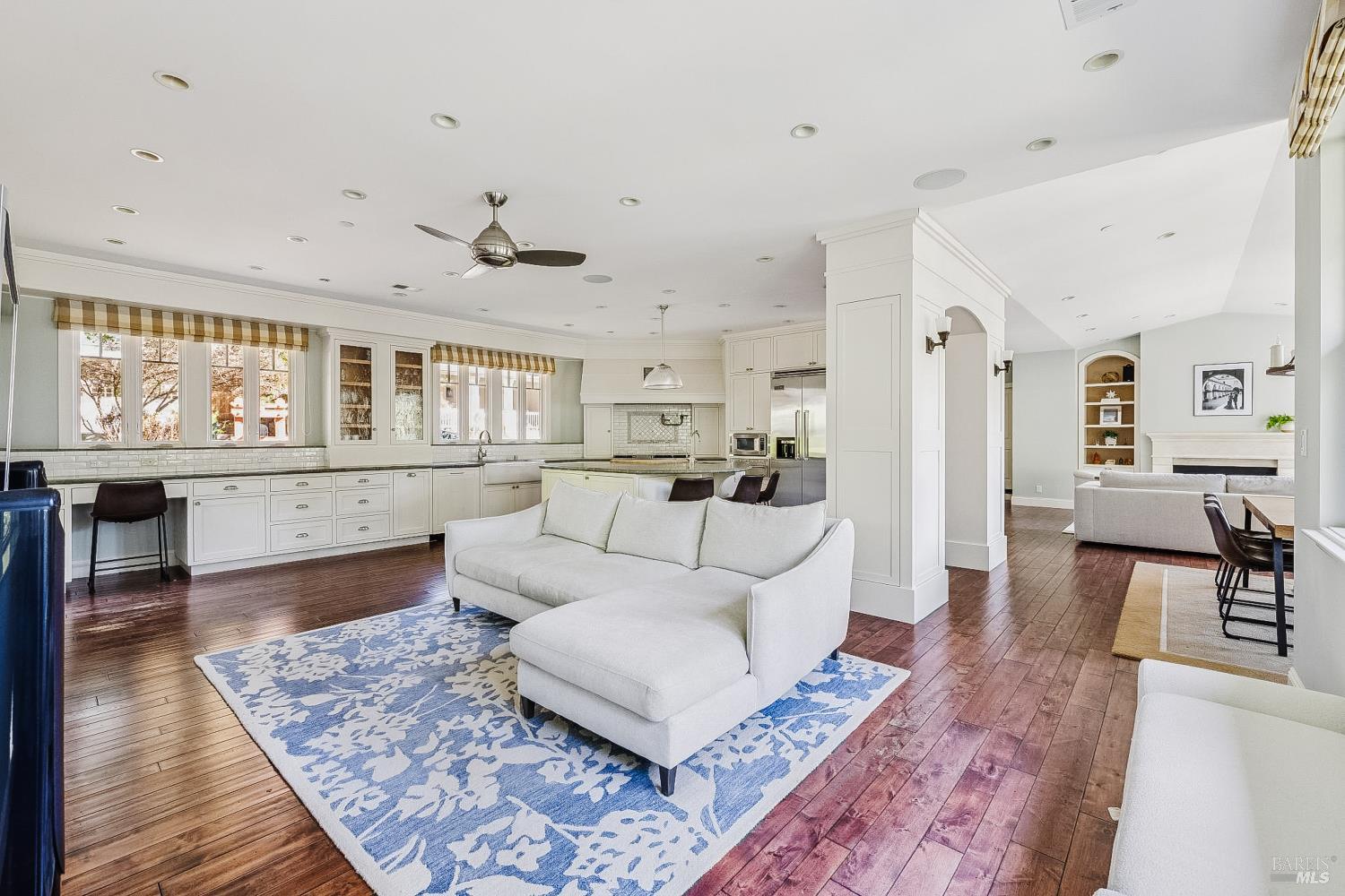 Detail Gallery Image 20 of 58 For 529 Alta Way, Mill Valley,  CA 94941 - 4 Beds | 2/1 Baths