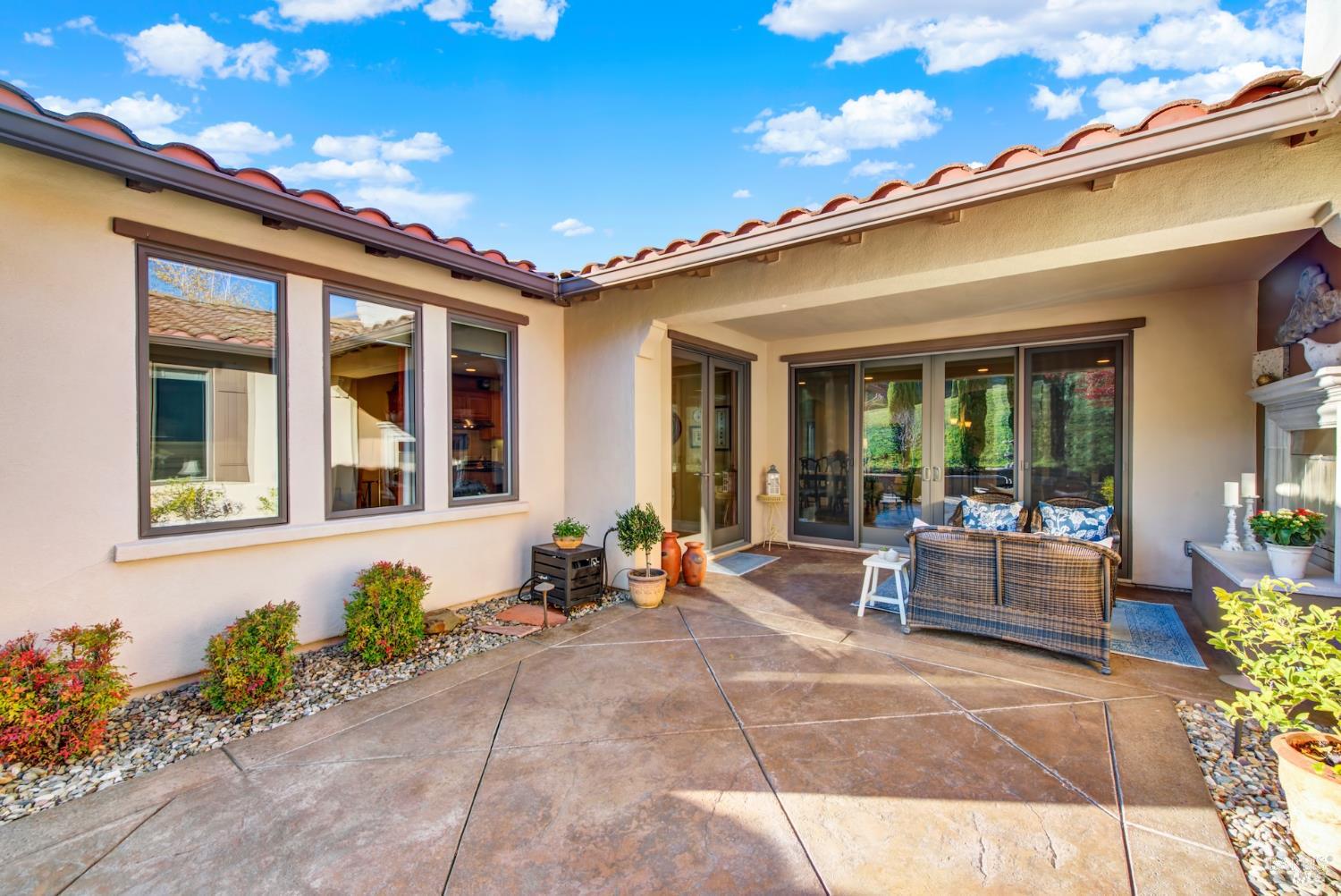 Detail Gallery Image 77 of 98 For 2965 Pebble Beach Cir, Fairfield,  CA 94534 - 4 Beds | 2/1 Baths