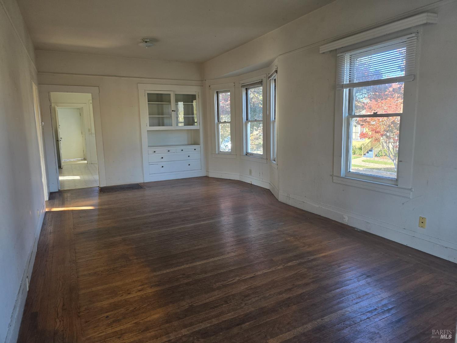 Detail Gallery Image 8 of 24 For 597 Seymour St, Napa,  CA 94559 - 3 Beds | 1 Baths