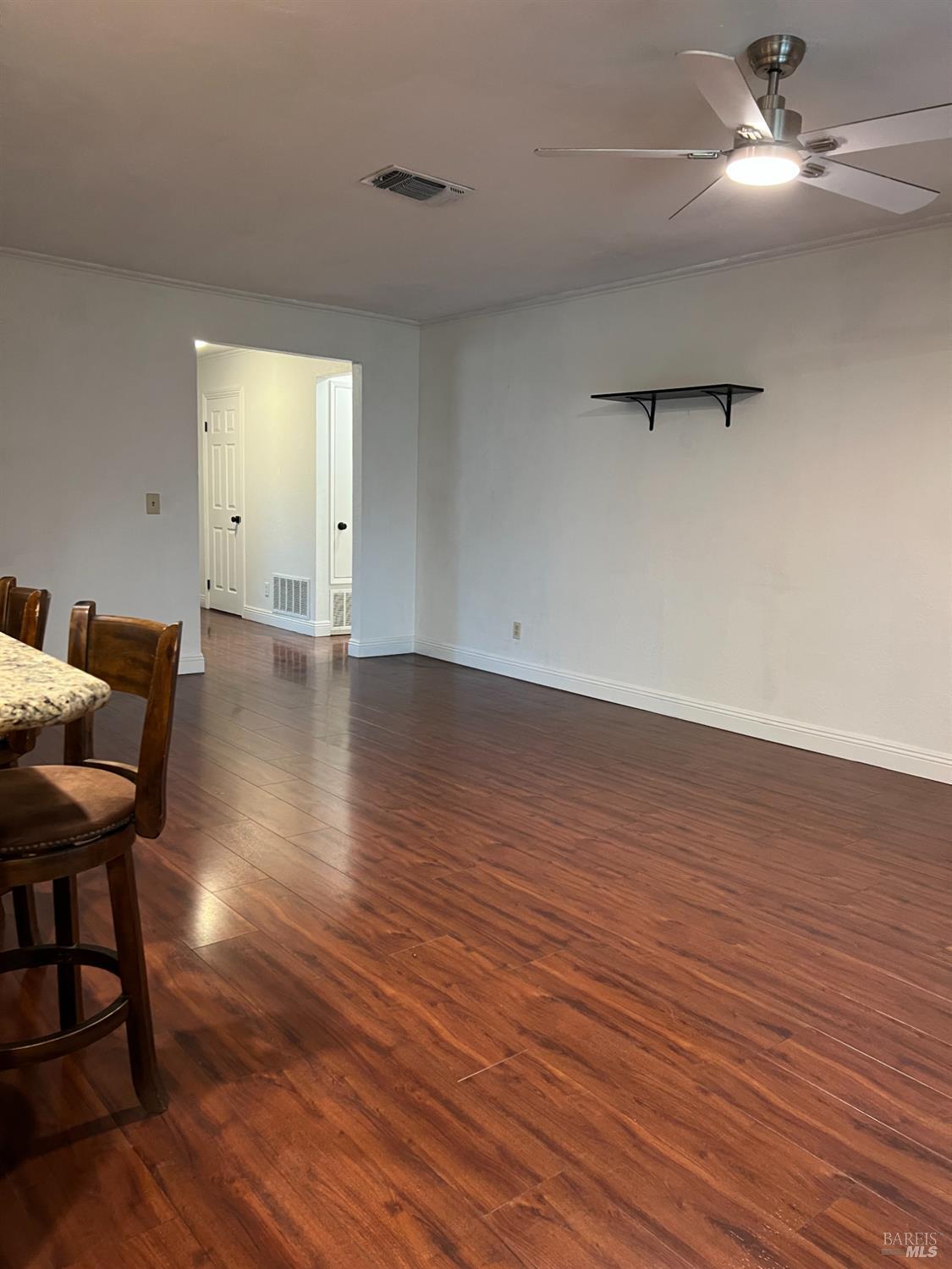 Detail Gallery Image 8 of 25 For 540 Glenside Dr, Dixon,  CA 95620 - 4 Beds | 2 Baths