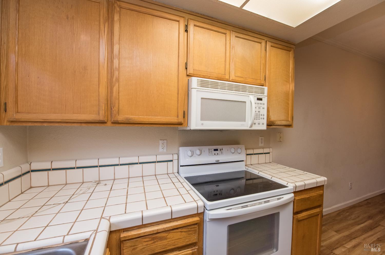 Detail Gallery Image 15 of 24 For 1221 Eardley Ave, Santa Rosa,  CA 95401 - 2 Beds | 1/1 Baths