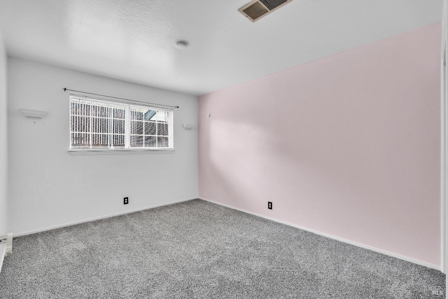 Detail Gallery Image 13 of 23 For 301 Markham Ave, Vacaville,  CA 95688 - 2 Beds | 1 Baths