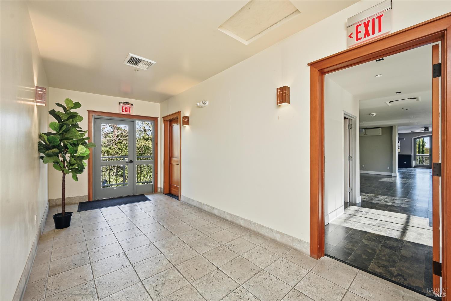 Detail Gallery Image 4 of 43 For 1050 Adams St, Saint Helena,  CA 94574 - – Beds | – Baths