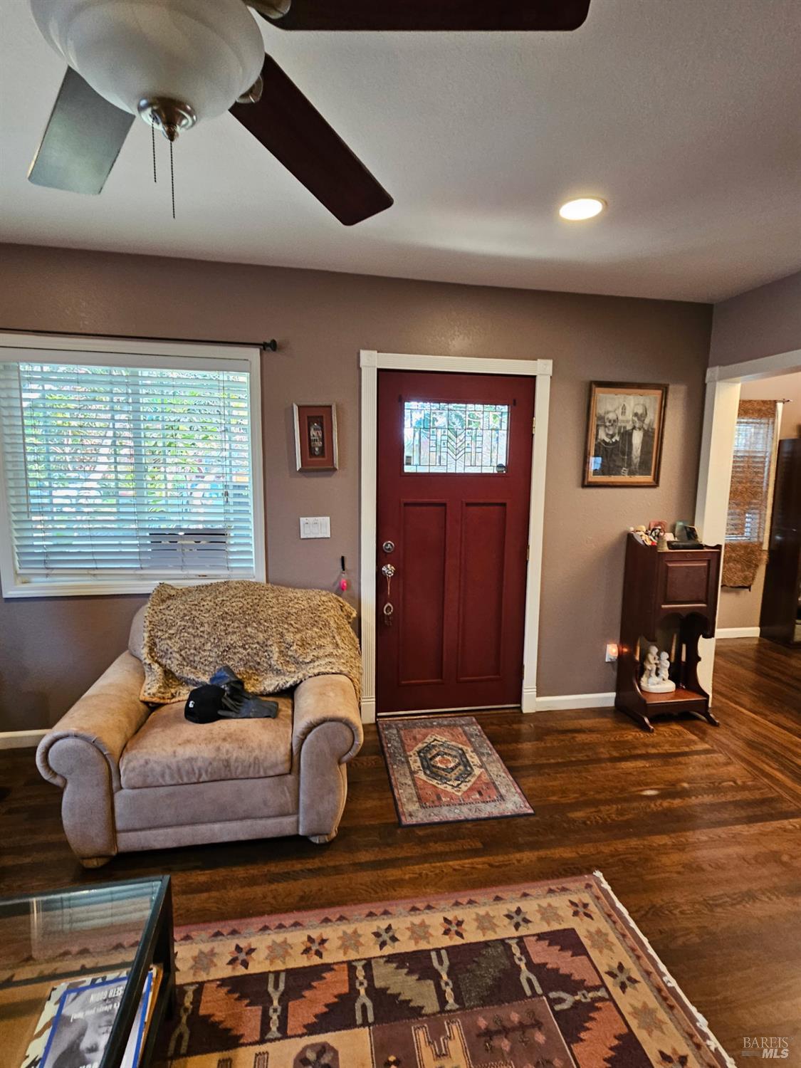 Detail Gallery Image 24 of 36 For 3030 Dohr St, Berkeley,  CA 94702 - 4 Beds | 2 Baths