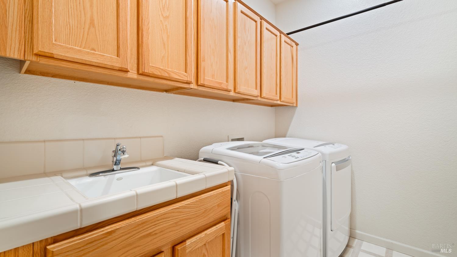 Detail Gallery Image 41 of 50 For 303 Clover Springs Dr, Cloverdale,  CA 95425 - 2 Beds | 2 Baths