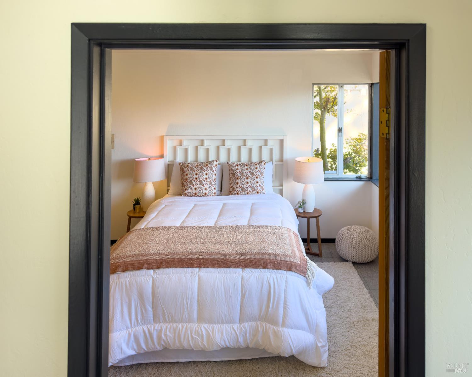 Detail Gallery Image 36 of 51 For 213 Cleveland Ct, Mill Valley,  CA 94941 - 2 Beds | 2 Baths