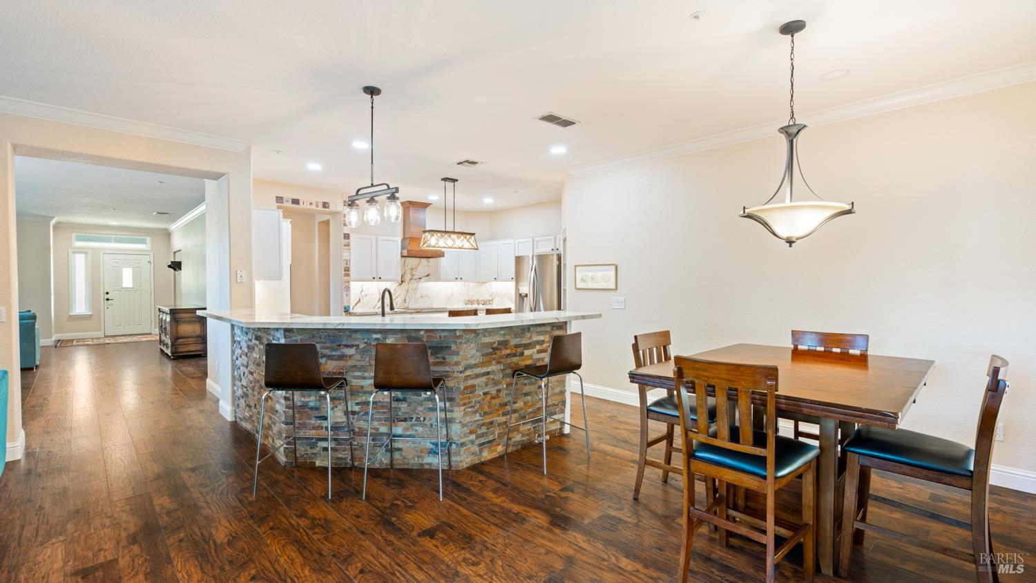 Detail Gallery Image 25 of 50 For 303 Clover Springs Dr, Cloverdale,  CA 95425 - 2 Beds | 2 Baths