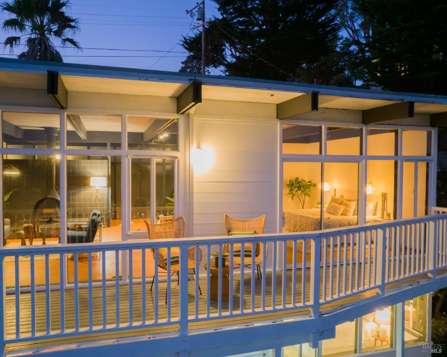 Detail Gallery Image 19 of 51 For 213 Cleveland Ct, Mill Valley,  CA 94941 - 2 Beds | 2 Baths