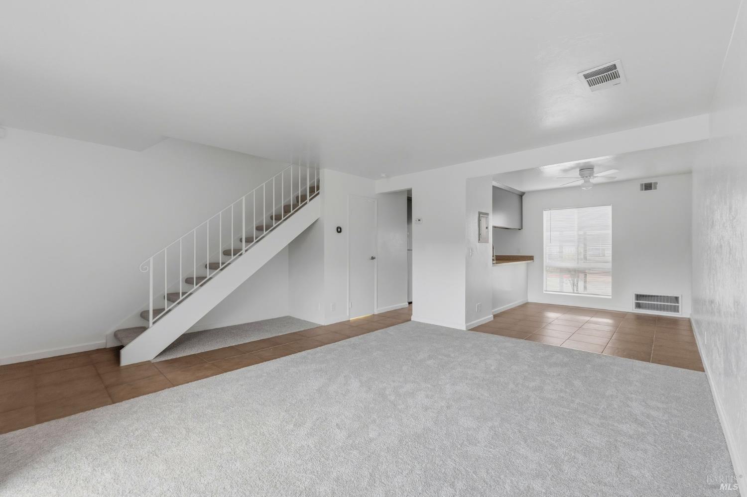 Detail Gallery Image 16 of 34 For 55 Villa Cir, Fairfield,  CA 94533 - 2 Beds | 1/1 Baths