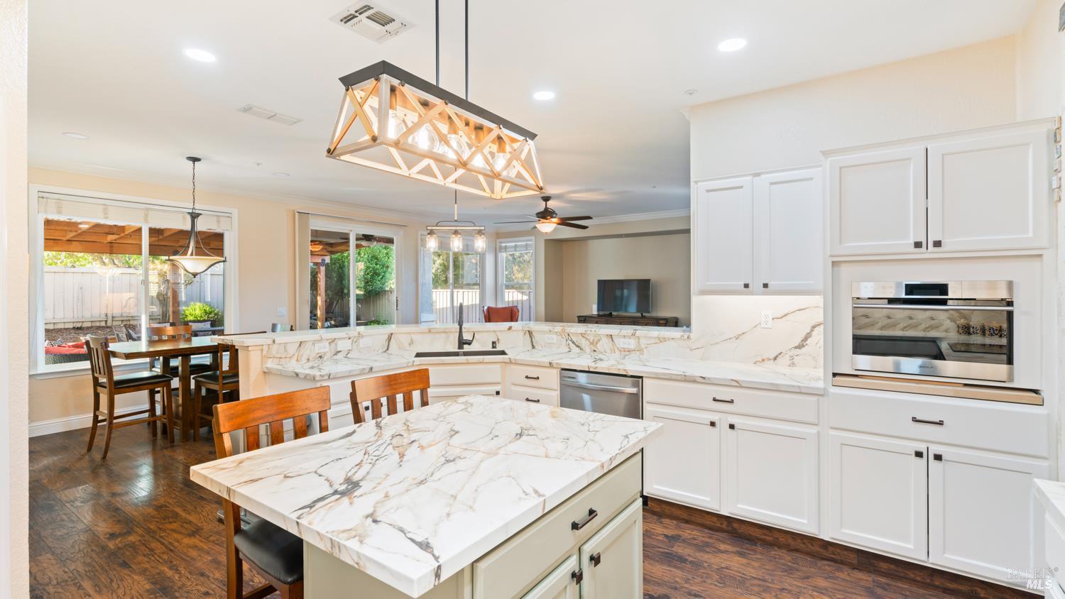 Detail Gallery Image 29 of 50 For 303 Clover Springs Dr, Cloverdale,  CA 95425 - 2 Beds | 2 Baths