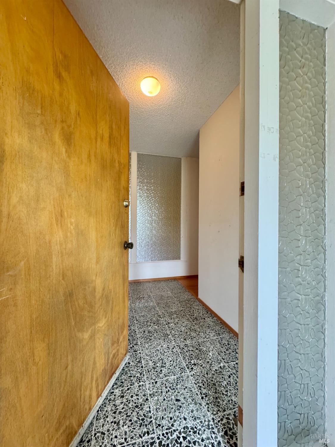 Detail Gallery Image 4 of 31 For 2760 Clifford St, Napa,  CA 94558 - 3 Beds | 2 Baths