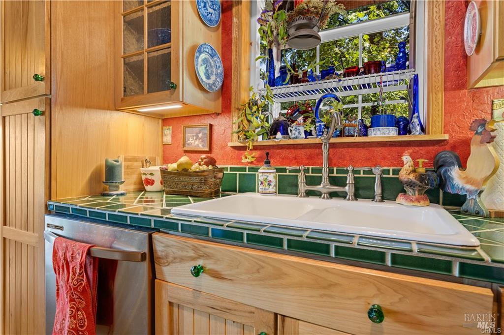 Detail Gallery Image 16 of 51 For 3062 Riviera Heights Dr, Kelseyville,  CA 95451 - 3 Beds | 2 Baths