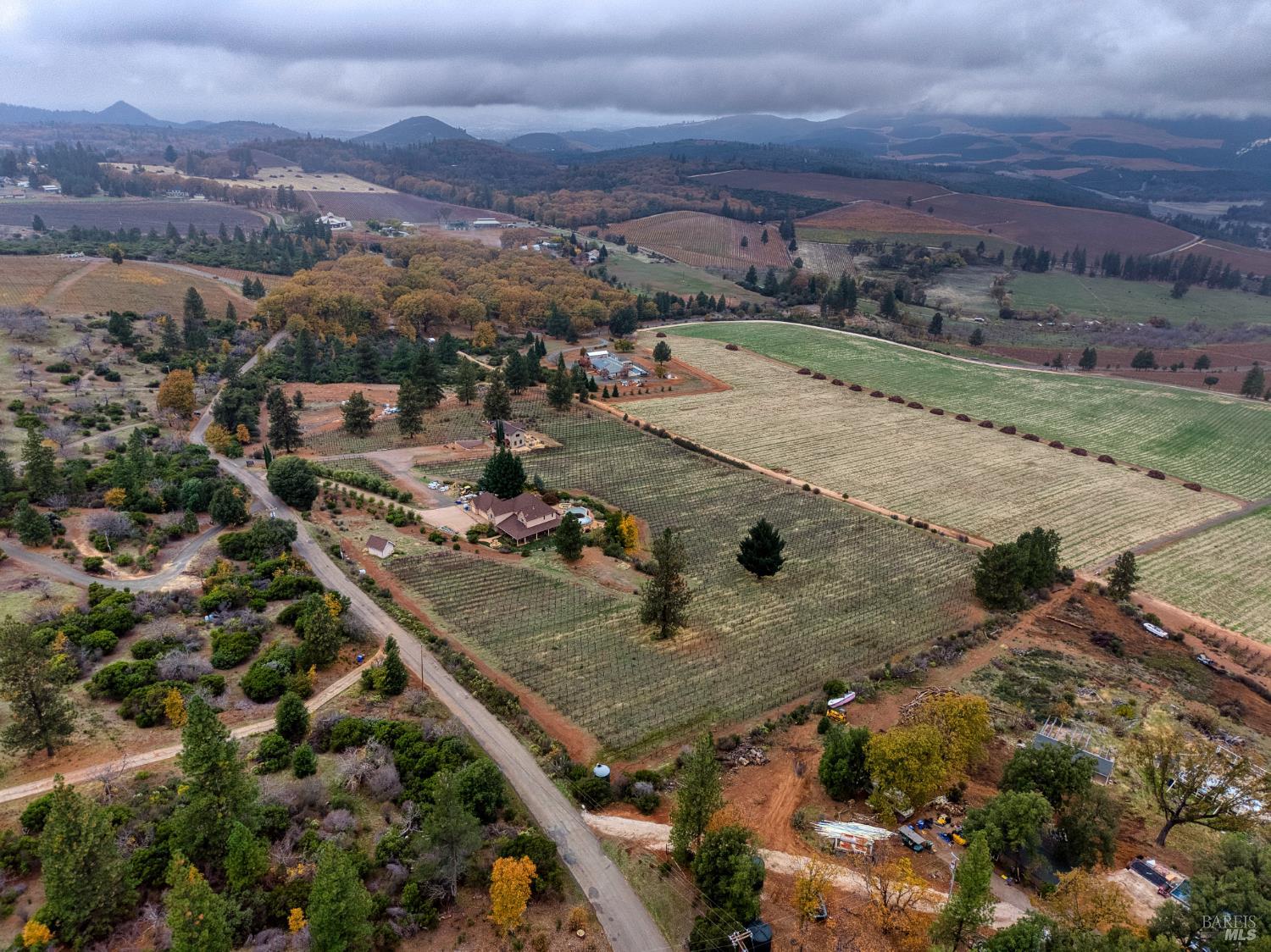 Detail Gallery Image 28 of 87 For 8664 Seigler Springs North Rd, Kelseyville,  CA 95451 - 5 Beds | 5/2 Baths