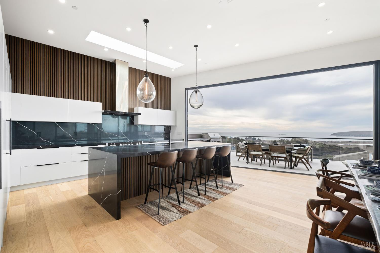 Detail Gallery Image 26 of 95 For 1536 Sea Way, Bodega Bay,  CA 94923 - 4 Beds | 4/1 Baths