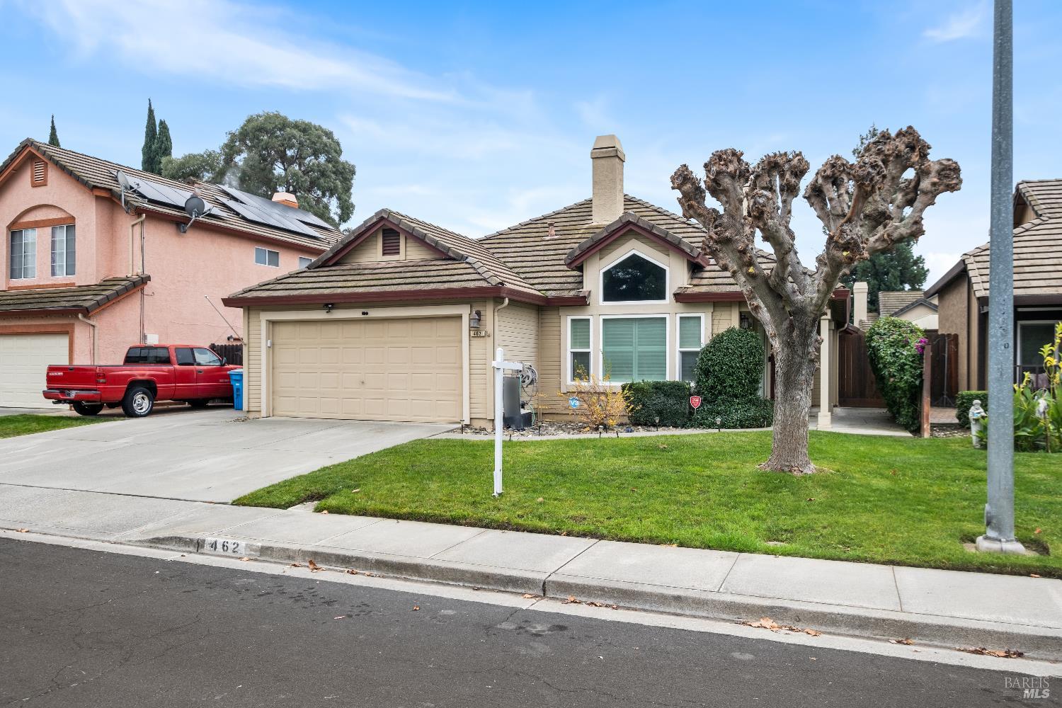 Detail Gallery Image 12 of 41 For 462 Eagle Ln, Vacaville,  CA 95687 - 3 Beds | 2 Baths