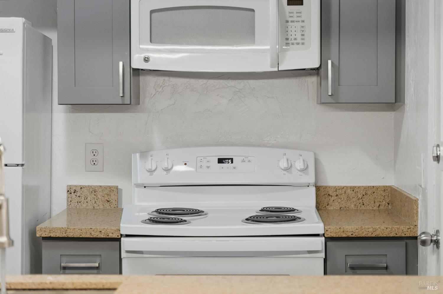 Detail Gallery Image 11 of 34 For 55 Villa Cir, Fairfield,  CA 94533 - 2 Beds | 1/1 Baths