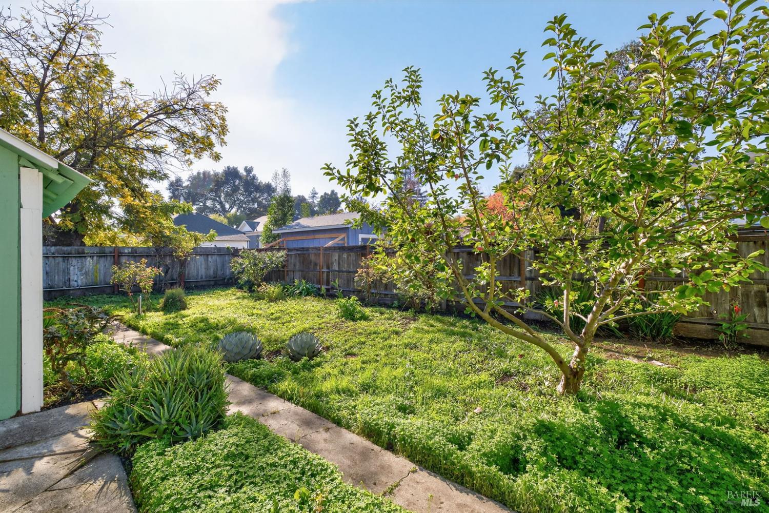 Detail Gallery Image 25 of 32 For 654 Charles St, Santa Rosa,  CA 95404 - 2 Beds | 1 Baths