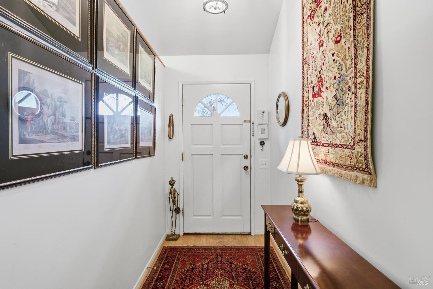 Detail Gallery Image 7 of 32 For 1339 Mission Dr, Sonoma,  CA 95476 - 2 Beds | 2 Baths