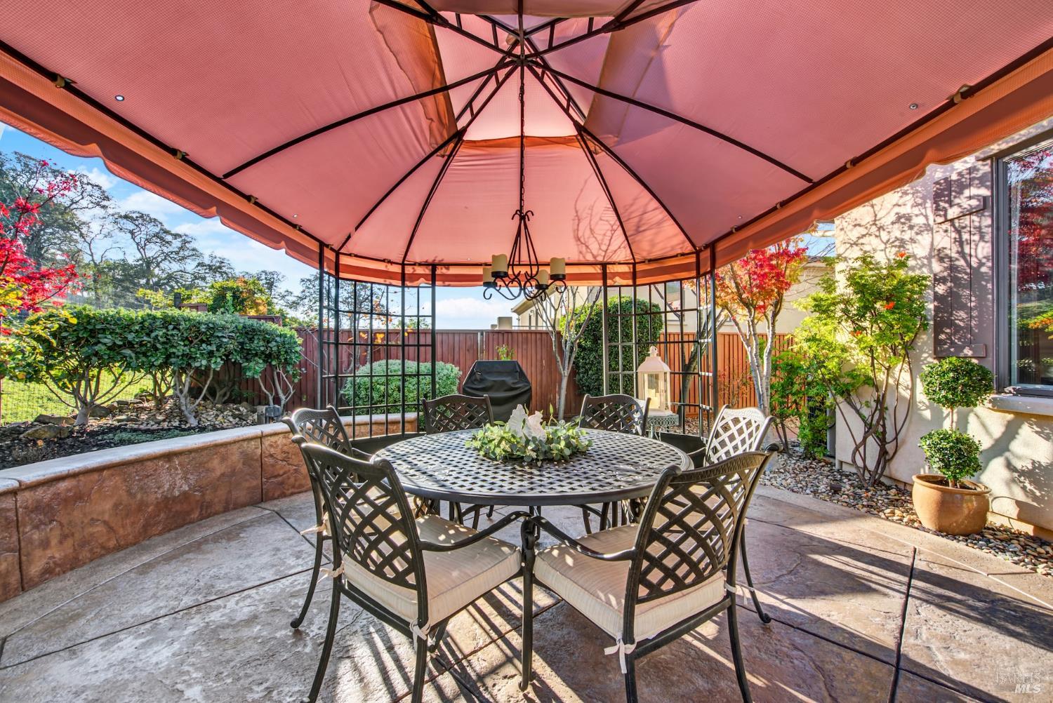 Detail Gallery Image 75 of 98 For 2965 Pebble Beach Cir, Fairfield,  CA 94534 - 4 Beds | 2/1 Baths