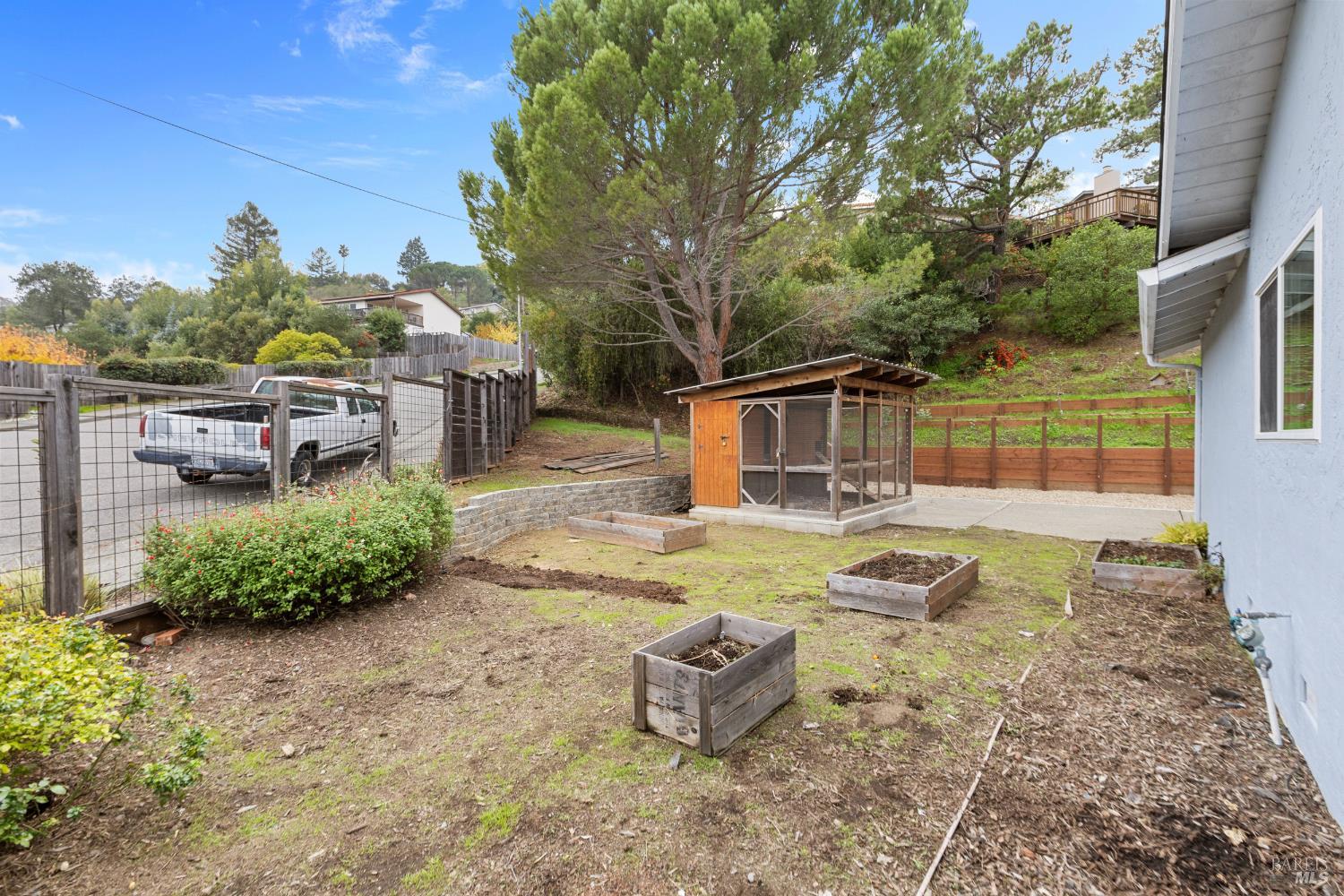 Detail Gallery Image 48 of 58 For 700 Tamarack Dr, San Rafael,  CA 94903 - 3 Beds | 2 Baths