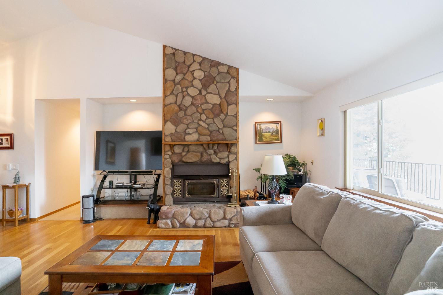 Detail Gallery Image 6 of 46 For Address Is Not Disclosed, Napa,  CA 94558 - 4 Beds | 3 Baths