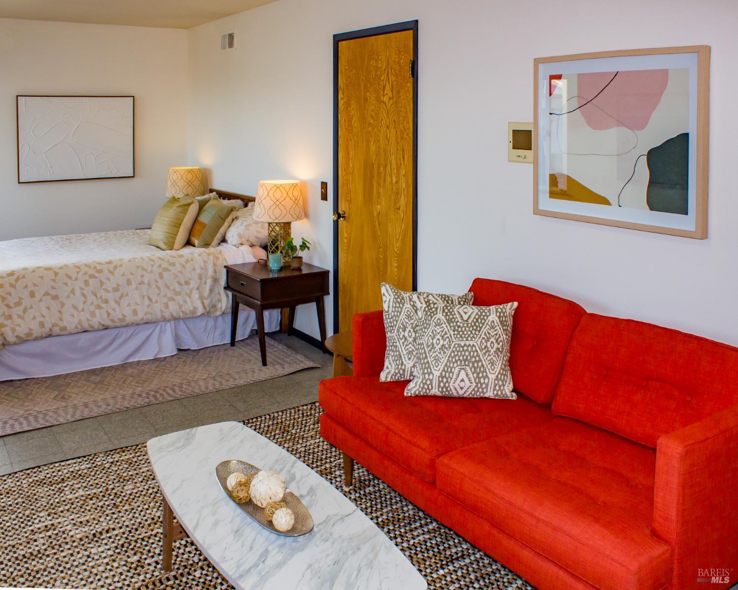 Detail Gallery Image 39 of 51 For 213 Cleveland Ct, Mill Valley,  CA 94941 - 2 Beds | 2 Baths