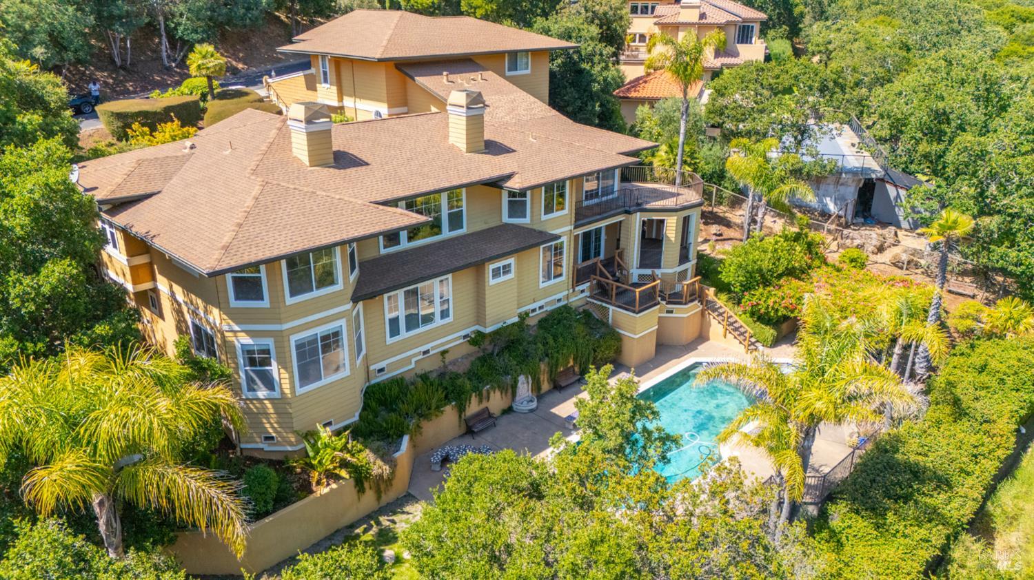 Detail Gallery Image 58 of 74 For 6 Leona Dr, San Rafael,  CA 94903 - 4 Beds | 3/1 Baths